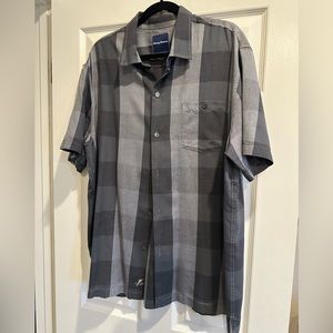 Tommy Bahama  men’s shirt XL. silk.  XL